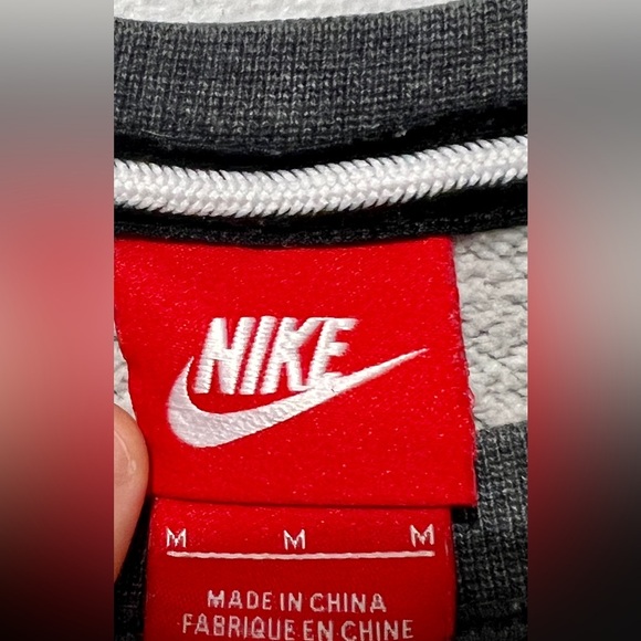 Nike Terry Cloth Big “Swoosh” Mixed Print Crewneck Top - Medium - Picture 7 of 9